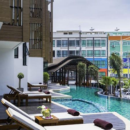 The Lunar Patong Phuket Exteriör bild