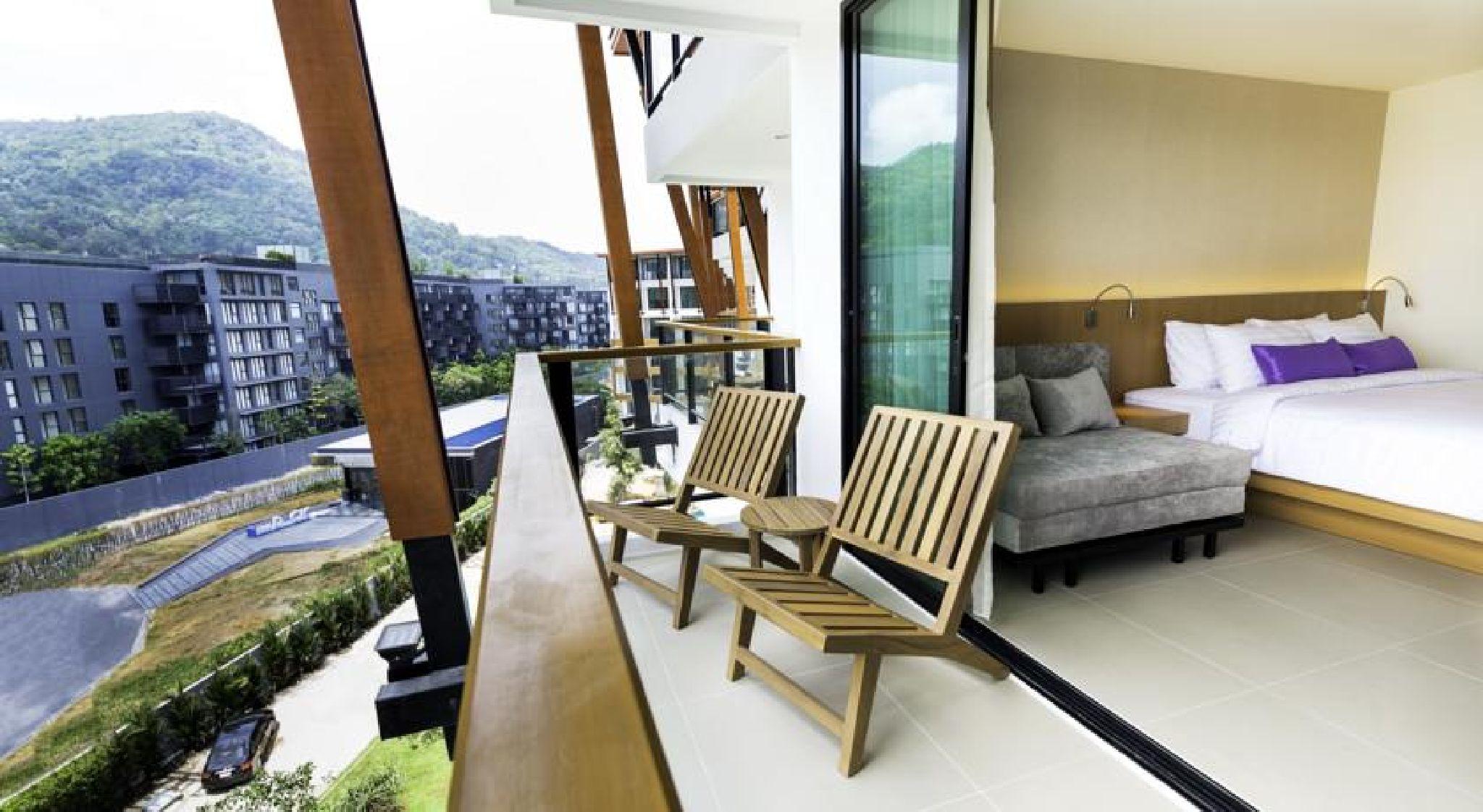 The Lunar Patong Phuket Exteriör bild