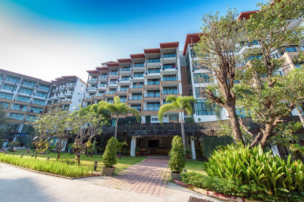 The Lunar Patong Phuket Exteriör bild