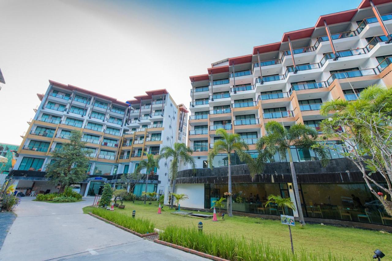 The Lunar Patong Phuket Exteriör bild